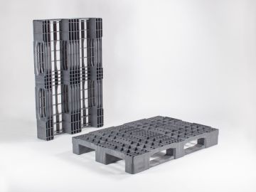 Palette Europe plastique export 80x120 cm NOIR 3 semelles