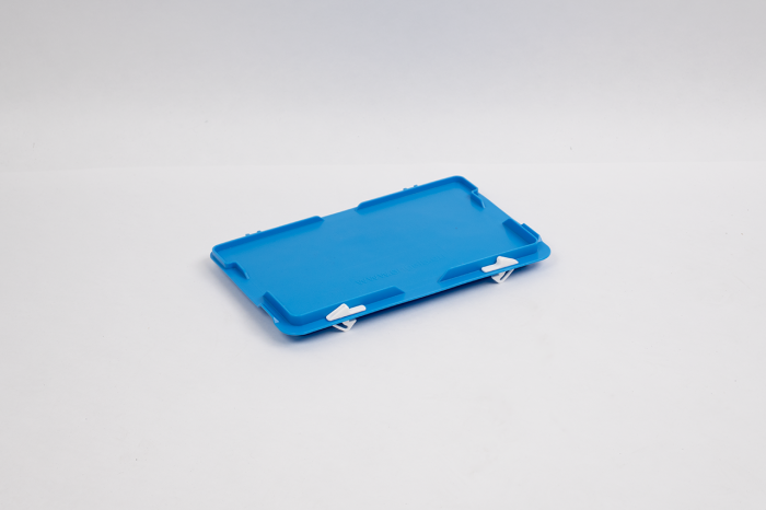 Hinged euronorm lid 300x200 mm blue