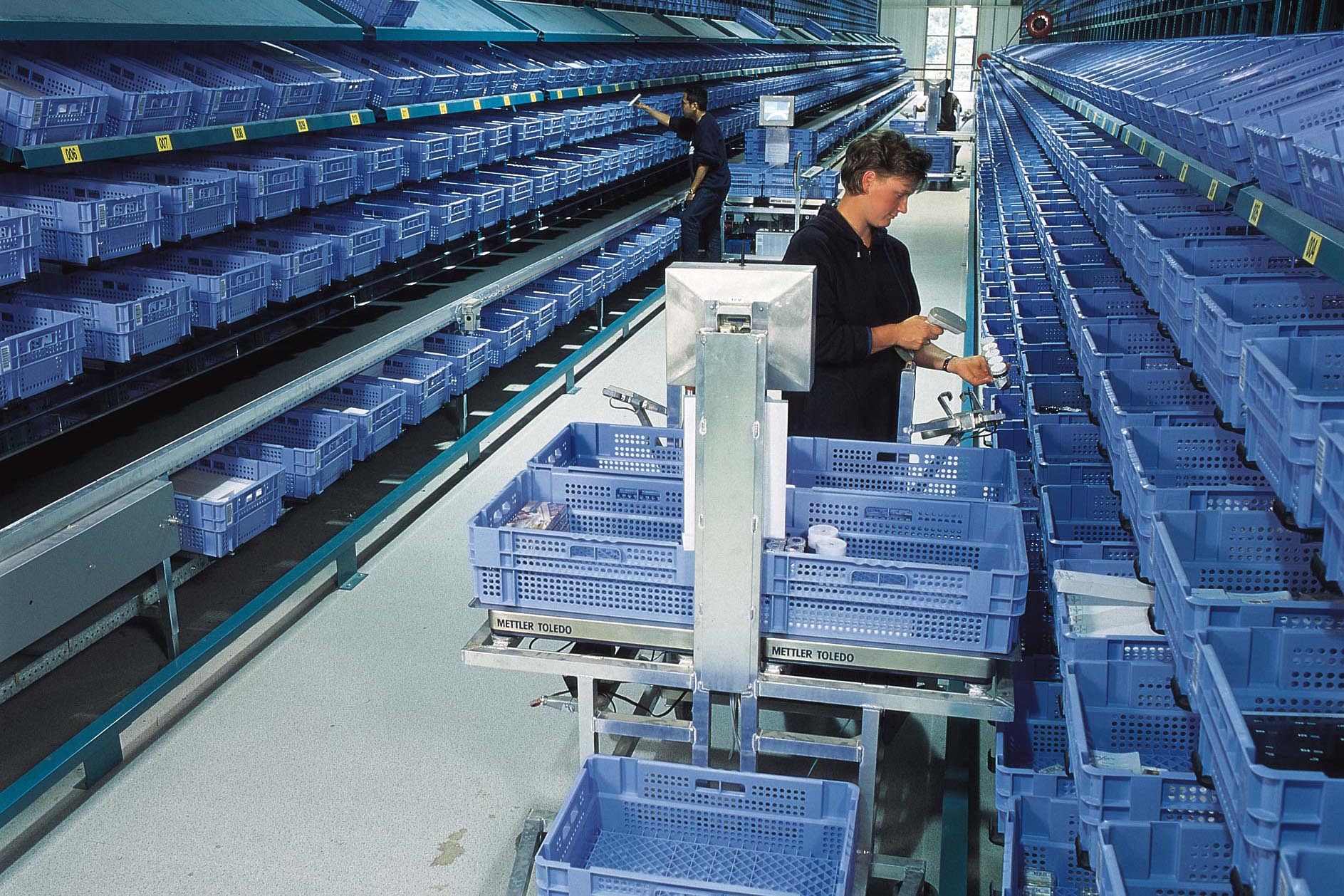 Conteneurs gerbables industriels rotatifs Conteneurs gerbables industriels rotatifs